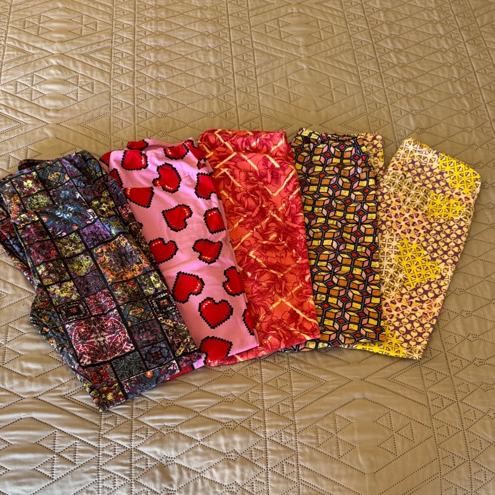 LuLaRoe Women's Vibrant Leggings Collection